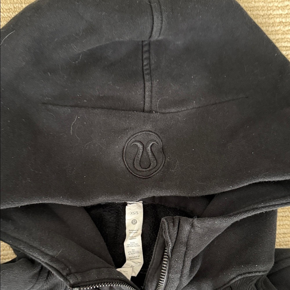 lululemon athletica Black Hoodie - Picture 2 of 2